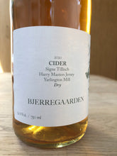 Indlæs billede til gallerivisning NYHED Cider - Bjerregaarden - Signe Tillisch